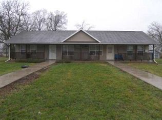 513 N Broadway St #1-2, Mentone, IN