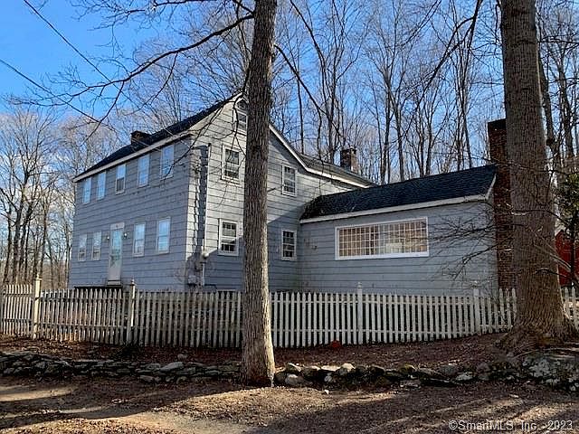 1st image of 39 Kenilworth Dr