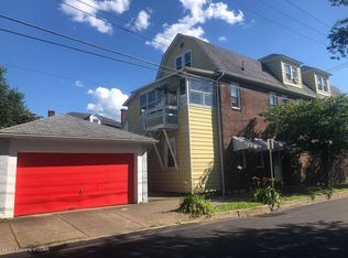 907 W Market St, Kingston, PA 18704