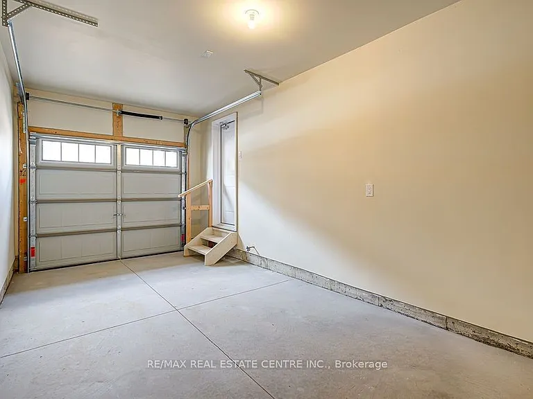 100 Hollywood Ct #49 — Photo 27