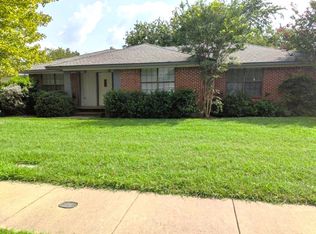 6702 Hyacinth Ln, Dallas, TX 75252