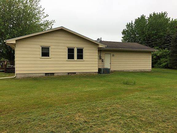 3rd image of 6210 177th Ln NW