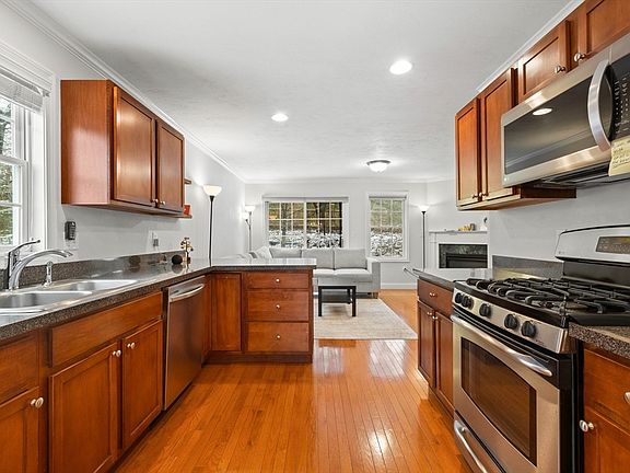 5th image of 12 Whispering Pine Cir #12