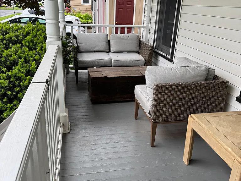 10 Barker St — Photo 3