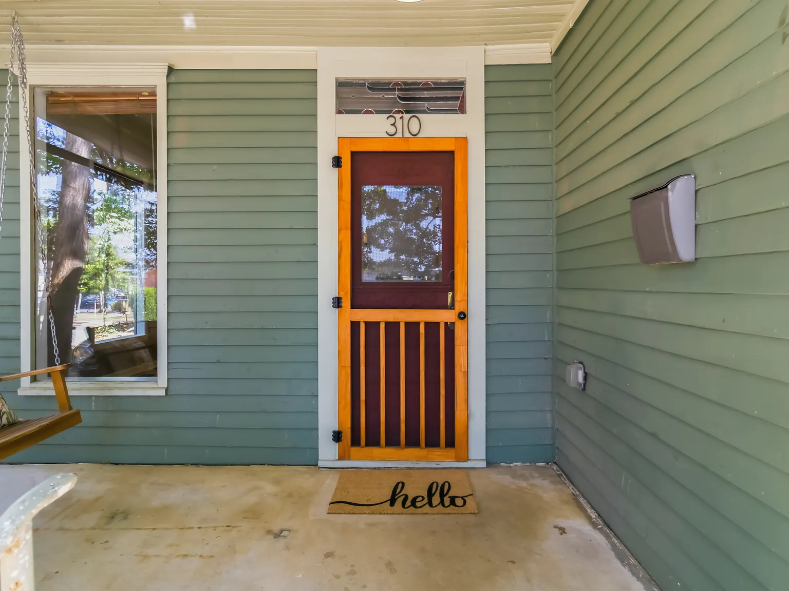 2 bed, 1672 sqft, $1,800 — Photo 2