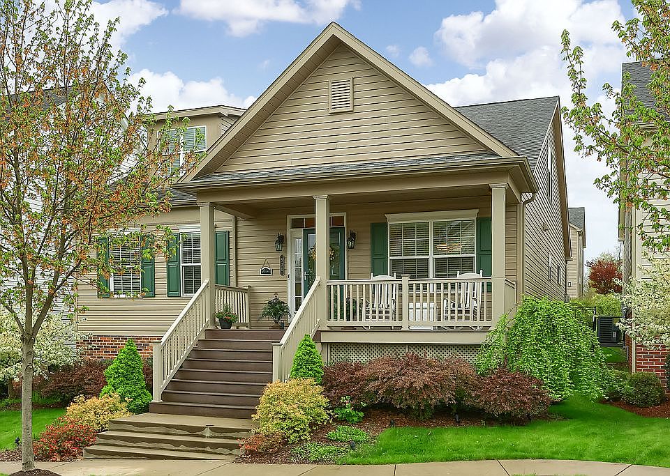 1st image of 520 Paddington Ln