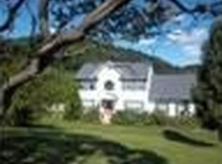 4410 Hayfield Dr, Manchester, MD
