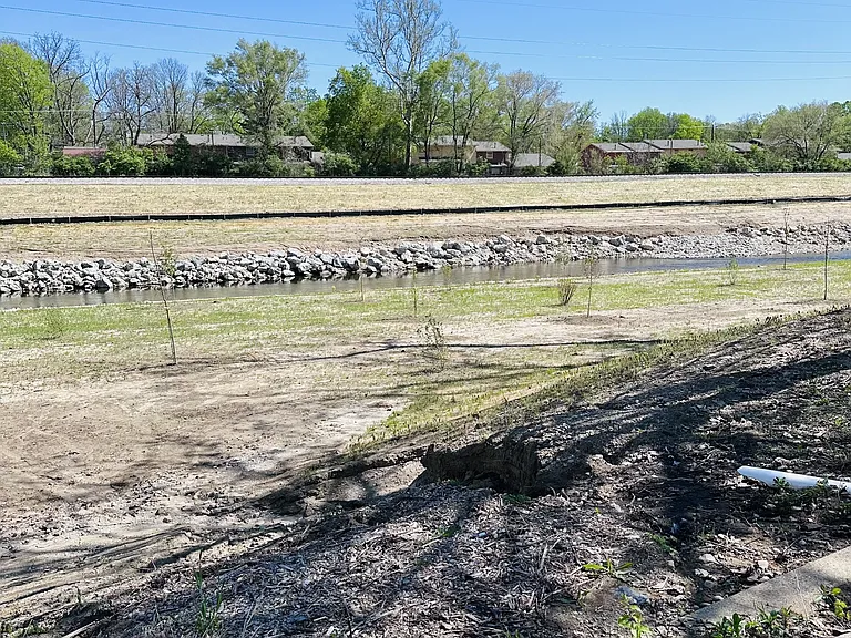 1632 N James H McGee Blvd #B — Photo 12
