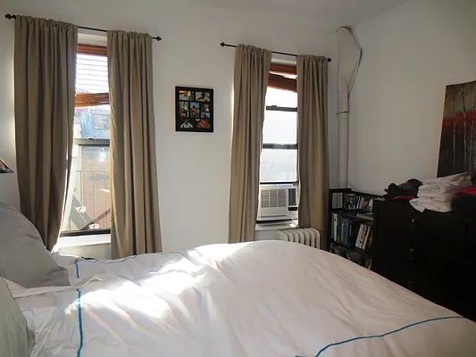 Rented by Waverly Realty Associates | media 14