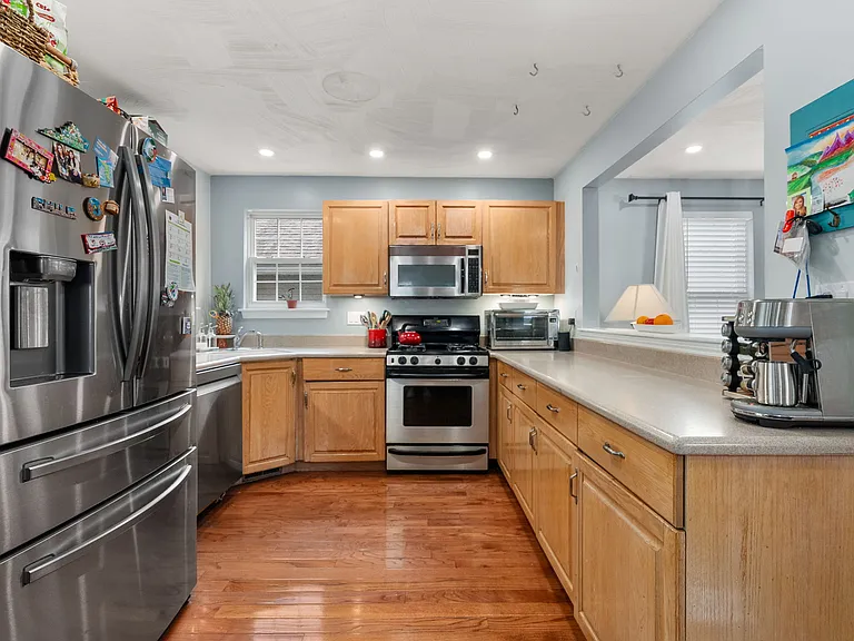 25 Magnolia Ln — Photo 4