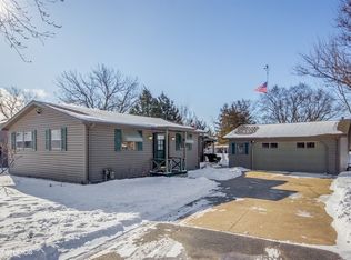 8795 E Teal Ln, Wilmington, IL 60481