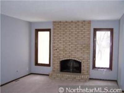 2nd image of 1628 Comstock Ln N