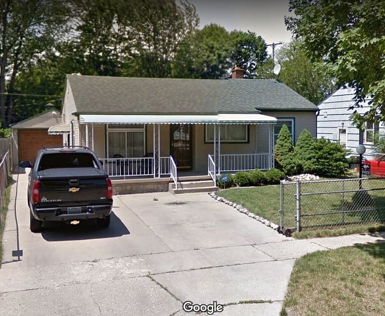 1st image of 4409 Greenlawn Dr