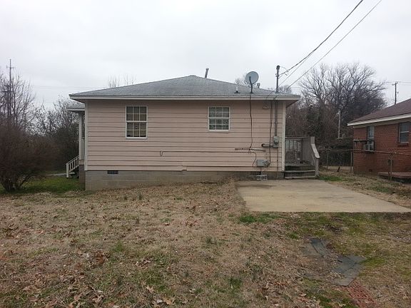 2nd image of 112 S Dove Ave