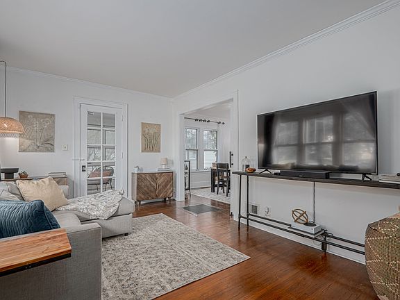 5th image of 1344 Garfield Ave