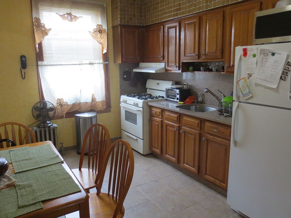 1st image of 1123 67th St #2