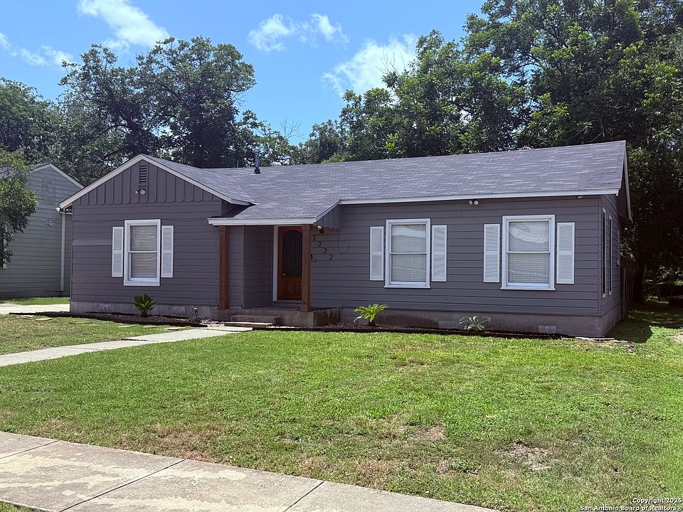 1st image of 2222 W Huisache