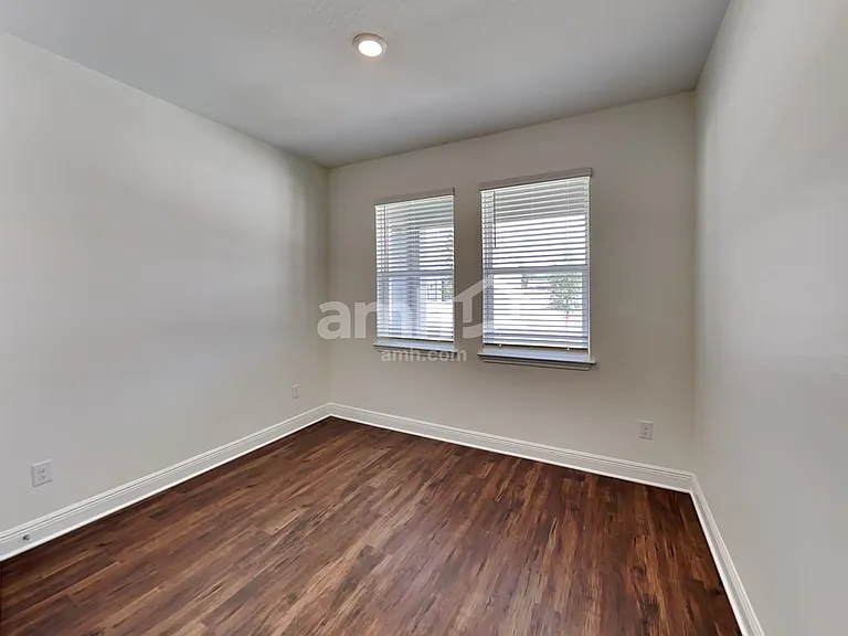 27619 Saint Andrews Ave — Photo 19