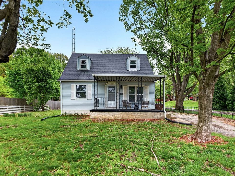 1st image of 573 Louise Dr