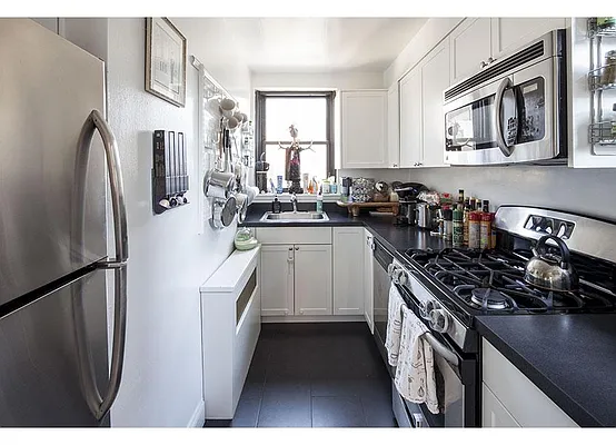 Rented by Warburg | media 17