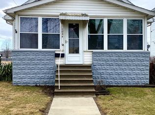 1034 Harrison St, Monroe, MI 48161