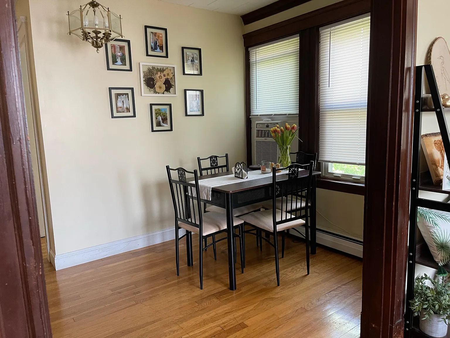 3 bed, 1203 sqft, $3,100 — Photo 3