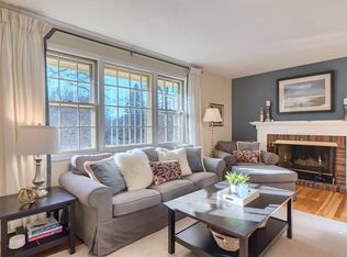 3 Laredo Dr, Chelmsford, MA 01824