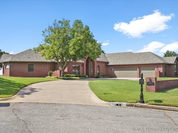 123 Lee Cir, Sapulpa, OK 74066