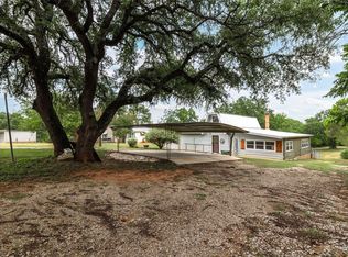 172 Broken Arrow, Comanche, TX 76442
