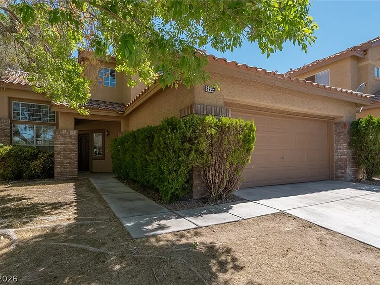 8233 Ruby Mountain Way — Photo 2