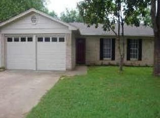 7437 Van Natta Ln, Fort Worth, TX 76112