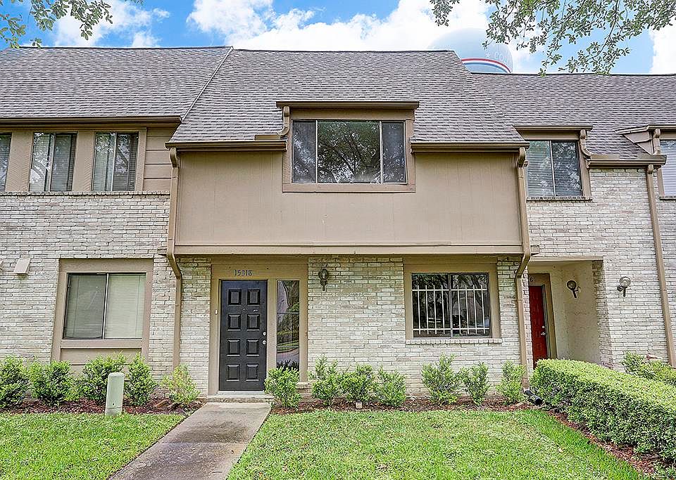 1st image of 15318 Falmouth Ave #1