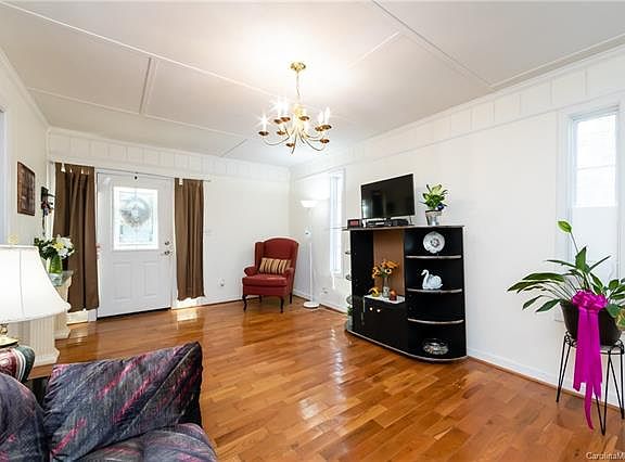 4th image of 7225 Dorn Cir