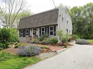 88 Hideaway Ln, North Kingstown, RI 02852