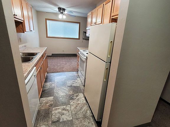 2nd image of 304 31st Ave N Unit 105