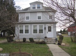 425 Ridge Rd, Dayton, NJ 08810