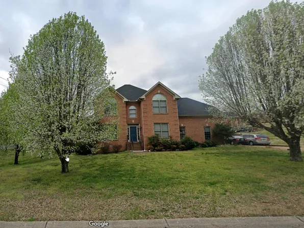 101 Cumberland Pl, Hendersonville, TN 37075