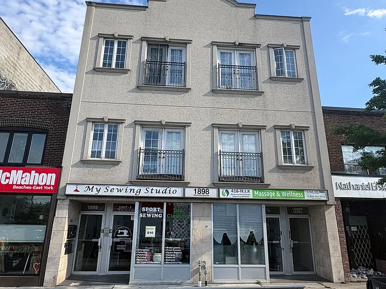 1898 Danforth Ave #302 — Photo 1