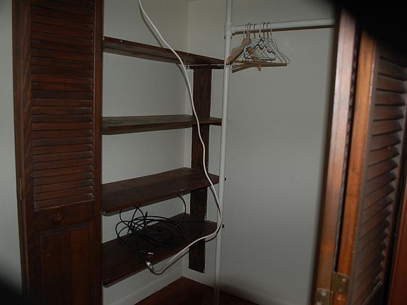 4th image of 800 N Olympia St APT I