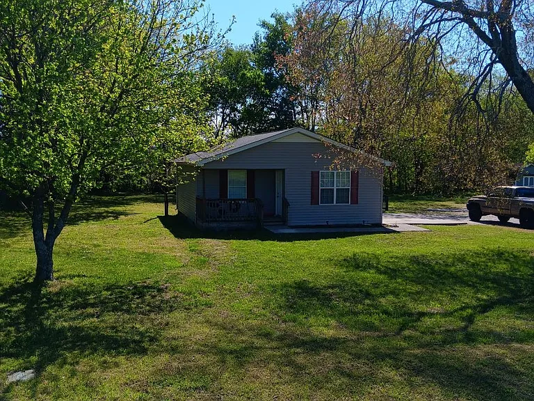 1014 Rutledge Ford Rd — Photo 3