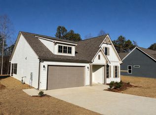 542 Nature Trl, Soddy Daisy, TN 37379