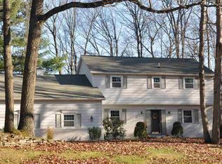 26 Burning Bush Blvd, Ballston Lake, NY 12019