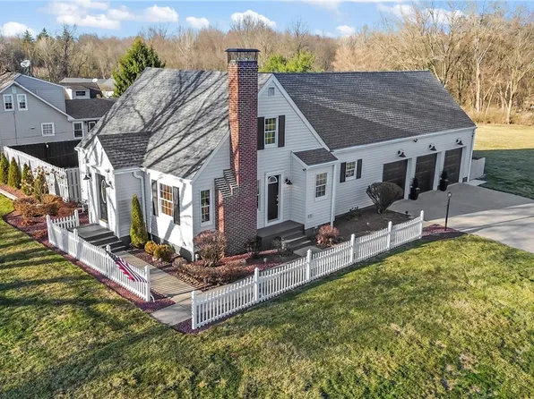 7557 Youngstown Pittsburgh Rd, Poland, OH 44514