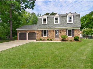 906 Costigan Dr, Newport News, VA 23608