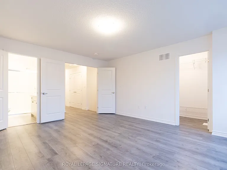 61 Soho St #10 — Photo 15
