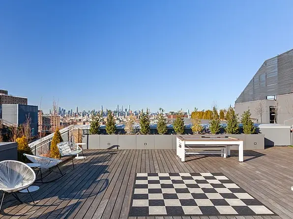 10 Montieth Street image 12 of 33