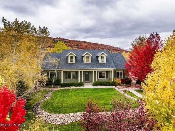 1877 S River Run Dr, Huntsville, UT 84317