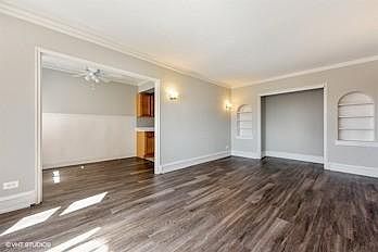 3rd image of 1035 W Loyola Ave #607