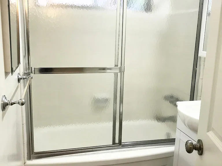 1210 W Lewis St #7 — Photo 12