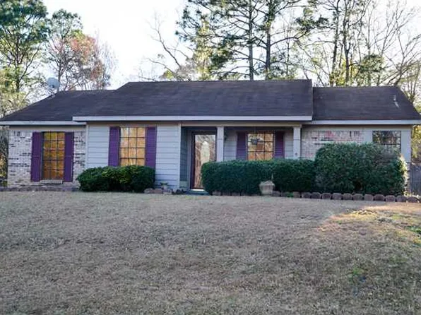 1716 Rustic Wood Ct, Mobile, AL 36609
